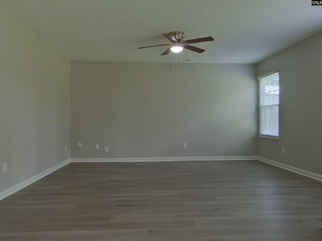 Foto del edificio - 113 Fox Grove Cir