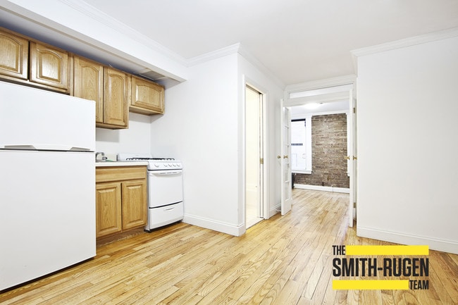 Building Photo - 13 Essex St