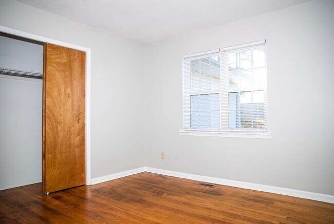 Foto del edificio - 3 bedroom/ 2 bathroom rental in Cullman City limits
