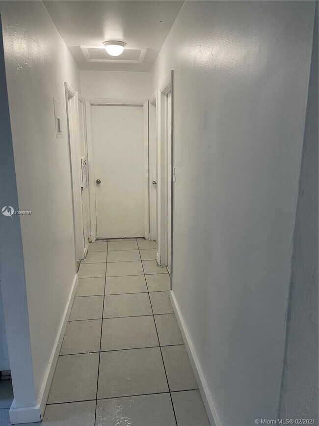 Building Photo - 1766 NW 34th Ave