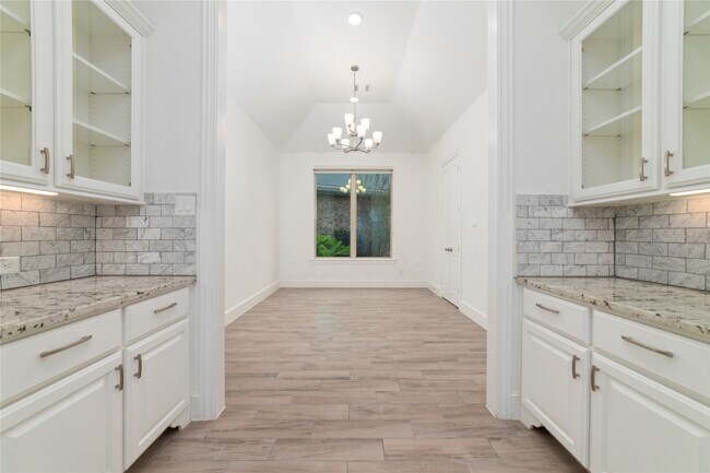 Foto del edificio - 11635 Glendale Rise Ln