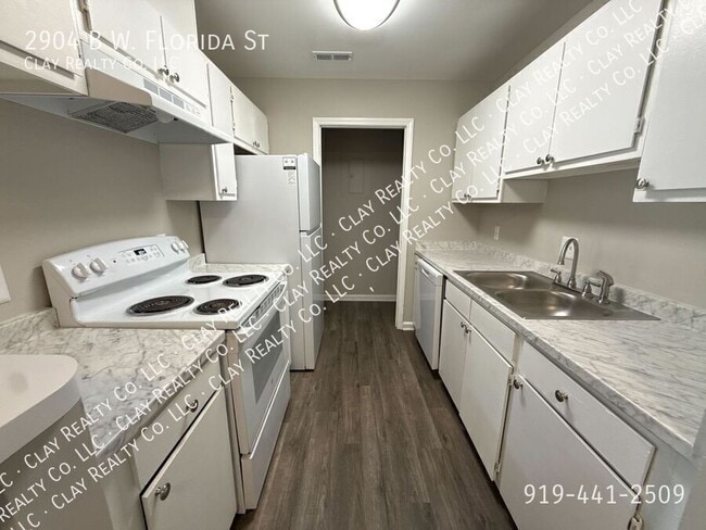 Foto del edificio - 2904 W Florida St