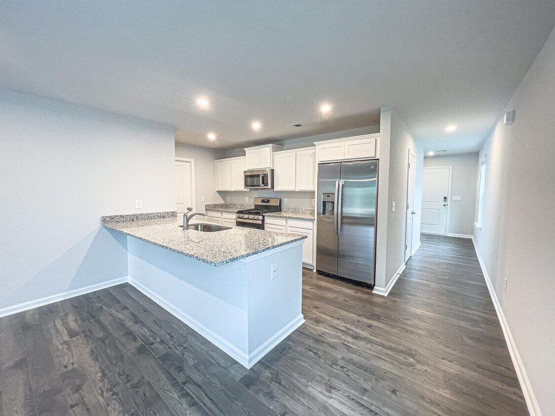 Foto principal - 116 PaddockGlen Dr