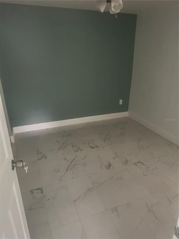 Foto del edificio - 6740 Dairy Rd