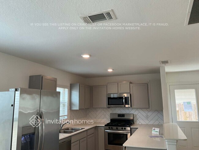 Building Photo - 22315 Stoney Ravine Dr