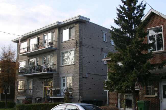 Photo du bâtiment - 115 Rue Rosewood