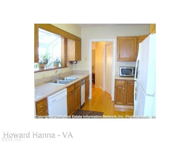 Foto del edificio - 4 br, 2 bath House - 1133 Buckingham Avenue