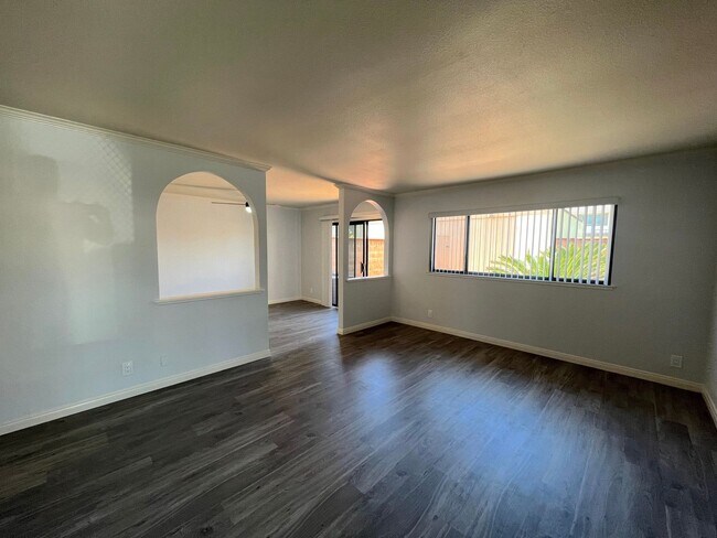 Building Photo - Single story 3 bedroom in the desirable Cy...