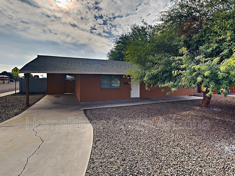 Primary Photo - 4901 W Sierra Vista Dr