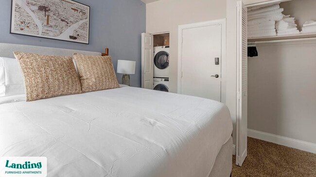 Building Photo - 617 W Lexington St