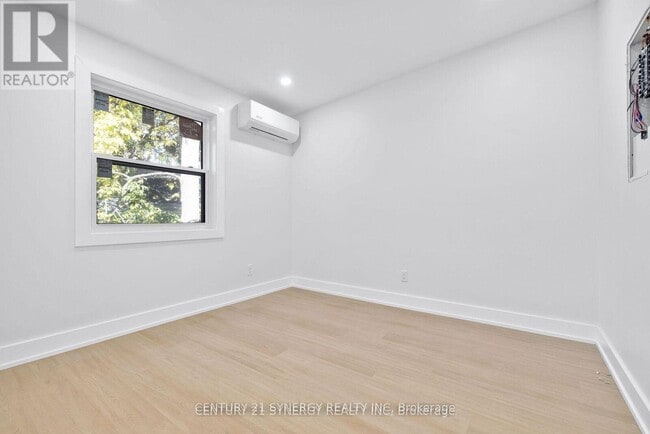 Photo du bâtiment - 598 Kirkwood Ave