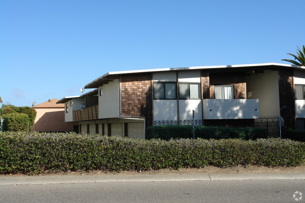 Foto del edificio - 100 Millbrae Ave