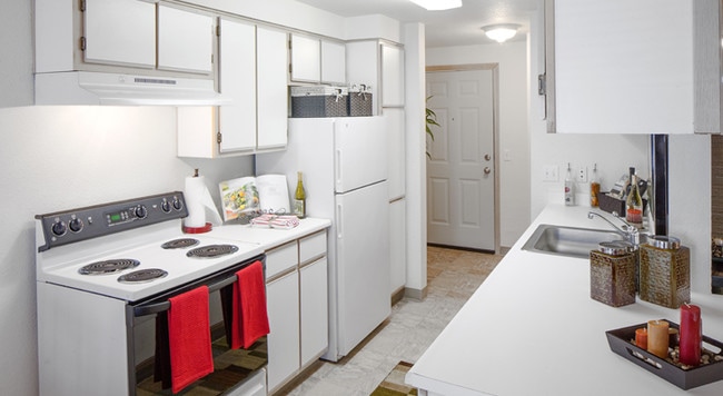 Building Photo - Parkside Apartments