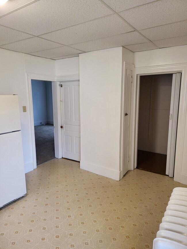 Kitchen and pantry - 316 Main St