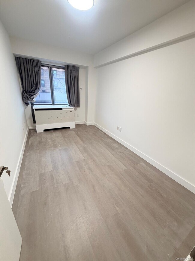 Foto del edificio - 136-19 Franklin Ave