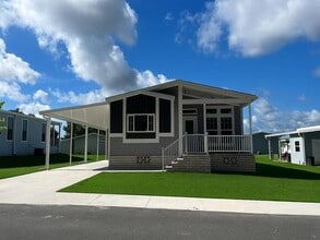 Building Photo - 5644 Woodford St