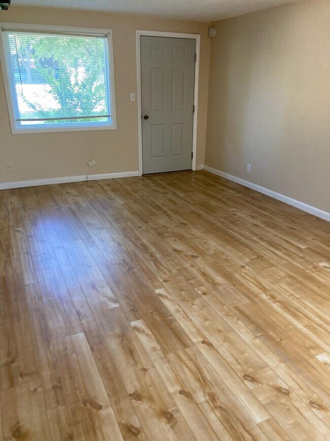 Building Photo - 2 bedroom in Billings MT 59102