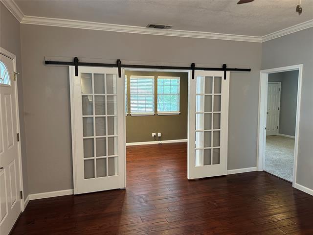 Building Photo - 1304 Dorothy Ln