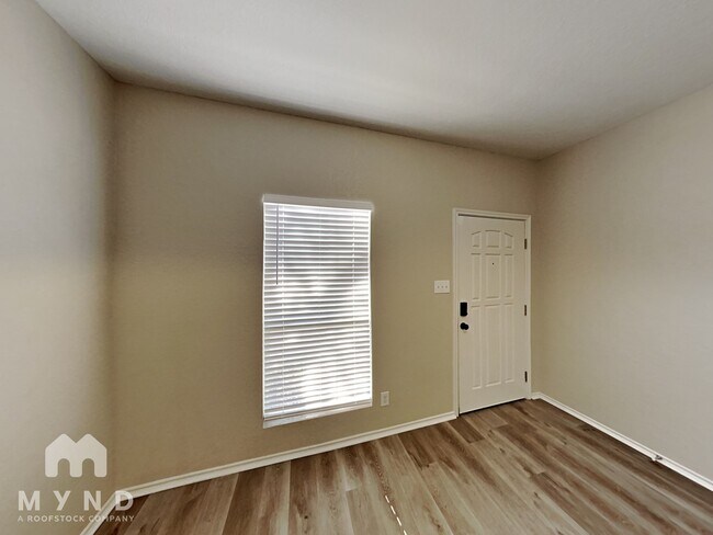 Foto del edificio - 10407 Lupine Canyon