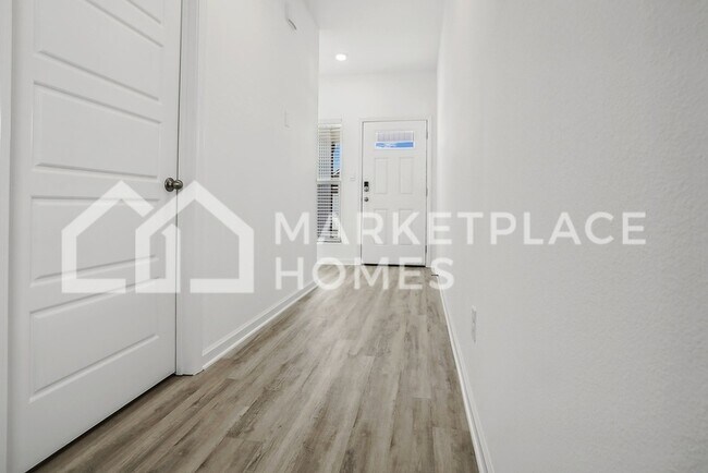 Building Photo - 1238 Drago Dr
