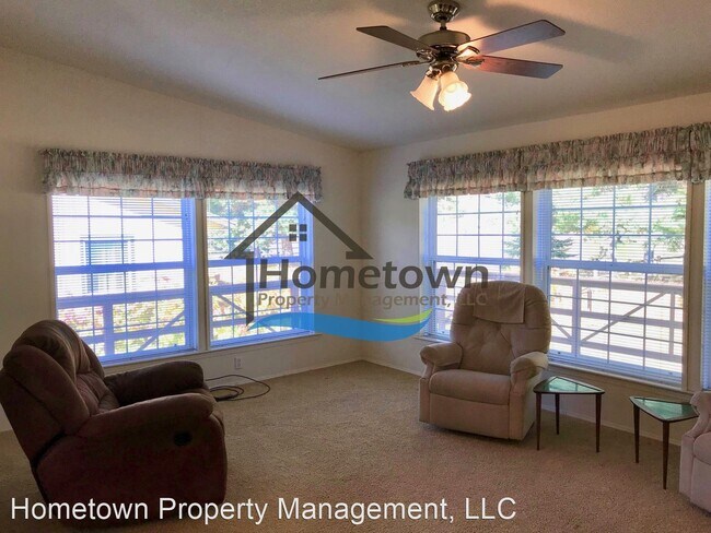 Building Photo - 3 br, 2 bath House - 387 N River Lake Dr