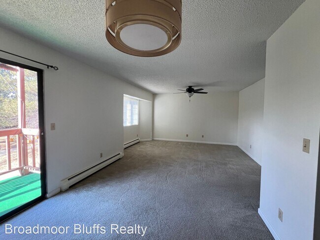 Foto del edificio - 2 br, 2 bath House - 2450 Palmer Park Blvd...