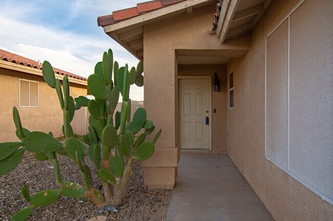Foto del edificio - 3 BED 2 BATH IN OCOTILLO!