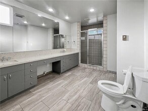 Building Photo - 22627 Cerise Ave