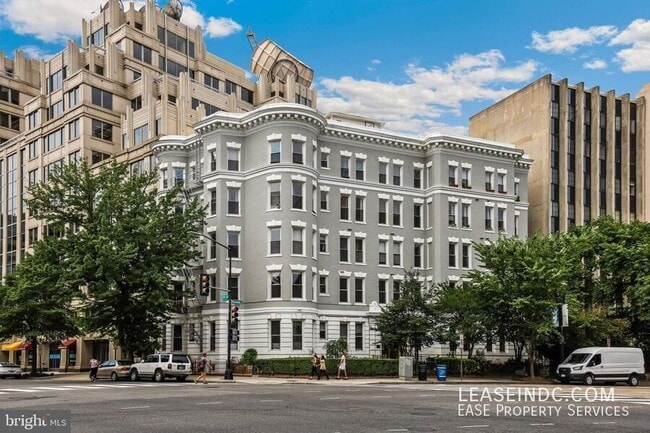 Foto del edificio - 1300 Massachusetts Ave NW