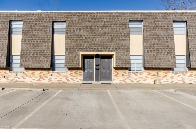Foto del edificio - 2 br, 1 bath Townhome - 1416 South Dr.
