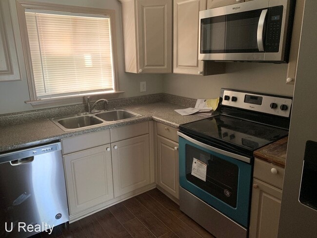 Building Photo - 4 br, 2 bath House - 3228 Winchelsea Dr