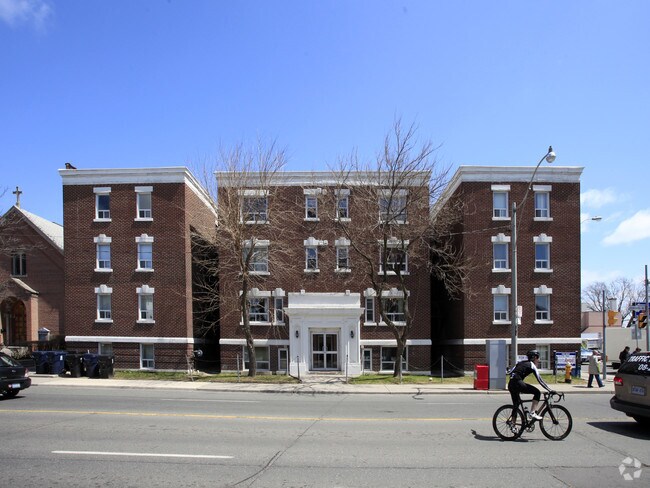 Building Photo - Donlands Apartments