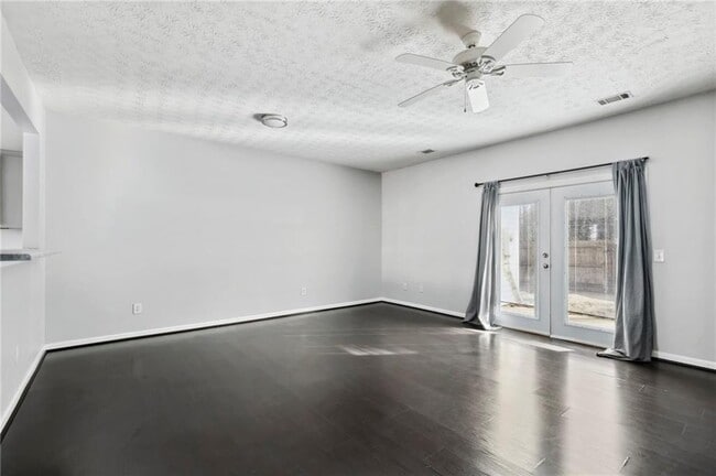 Foto del edificio - 179 Pearl Chambers Dr