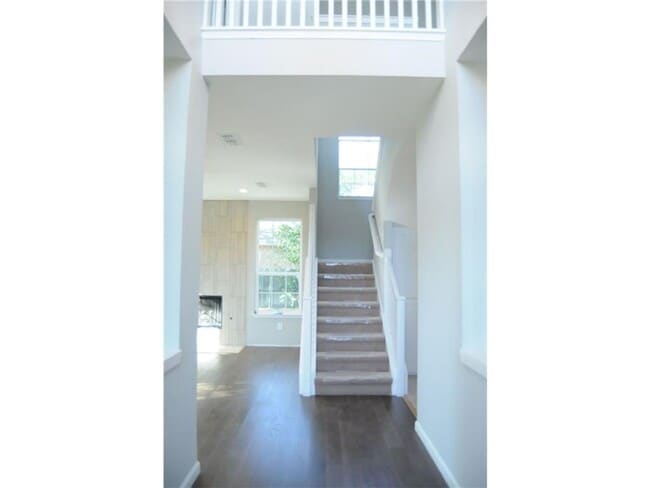 Building Photo - 923 Felicia Ln