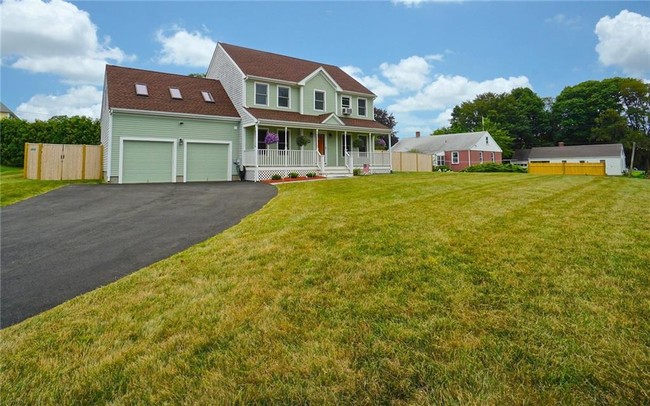 Building Photo - 160 Canonchet Dr