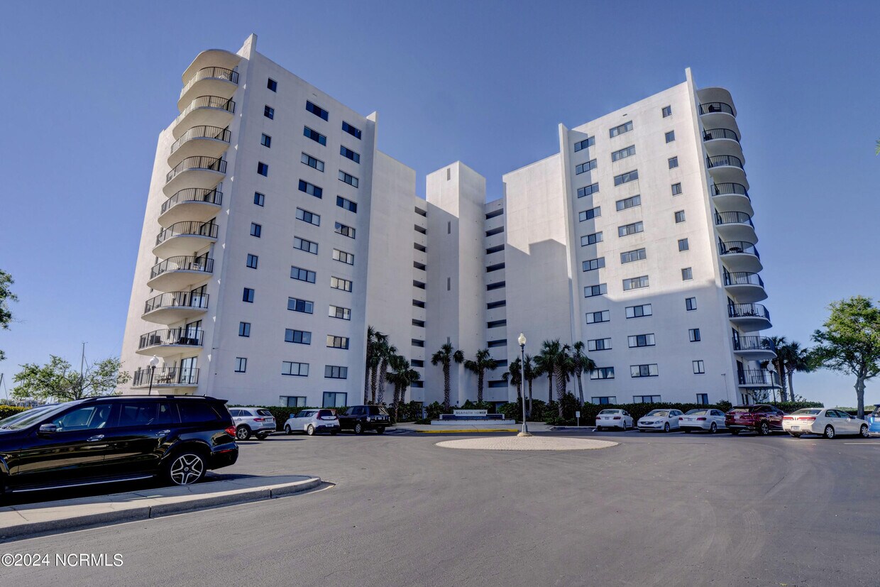 322 Causeway Dr Unit Ste 207, Wrightsville Beach, NC 28480 Condo for