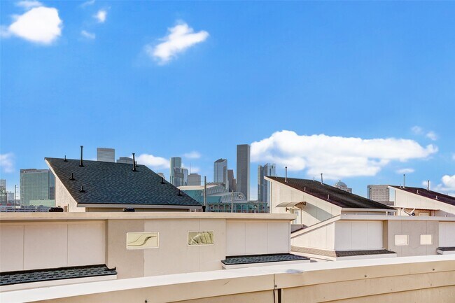 Foto del edificio - 2333 Sperber Ln