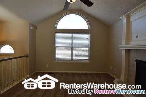 Building Photo - 4 Bed 3 Bath For Rent In Kearney! Availabl...