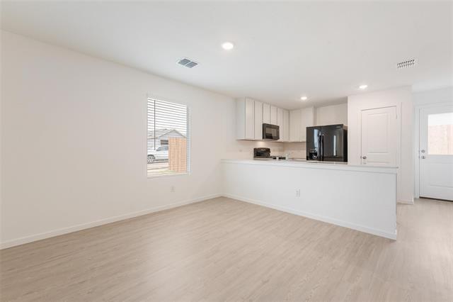 Foto del edificio - 727 Ponderosa Ln