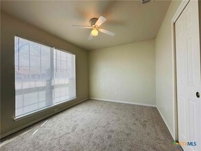 Building Photo - 1601 Schottische Ln