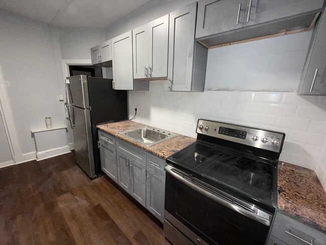 Photo - 226 E Winona Ave Apartment