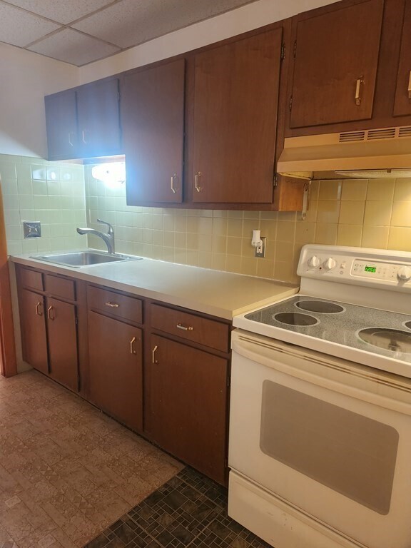 Foto principal - 310 Chace St
