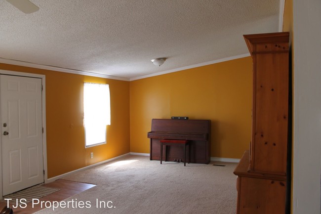 Building Photo - 4 br, 2 bath House - 310 Boyd Lane