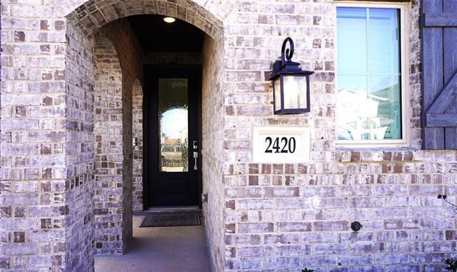 Building Photo - 2420 Green River Rd