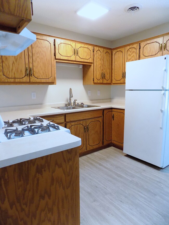 Building Photo - 159 Riverview Dr