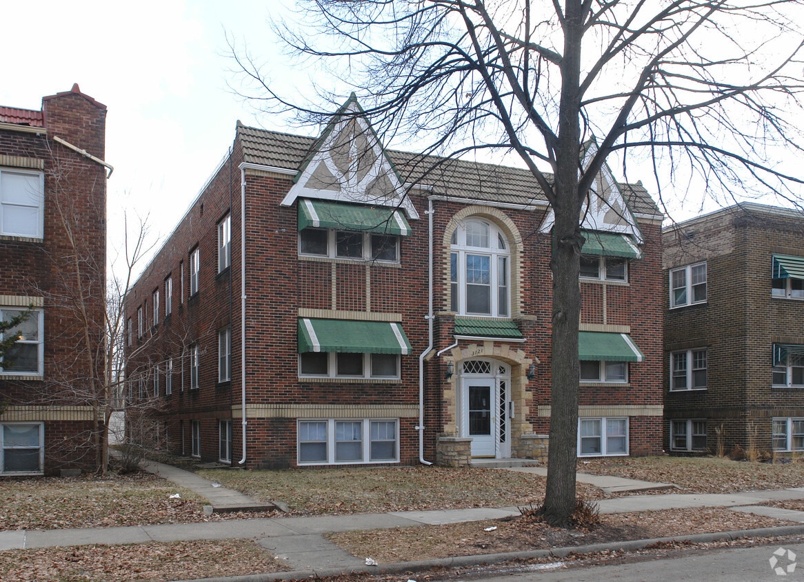Primary Photo - 3121 Colfax Ave S
