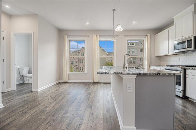 Foto del edificio - 3497 Hidden Valley Cir