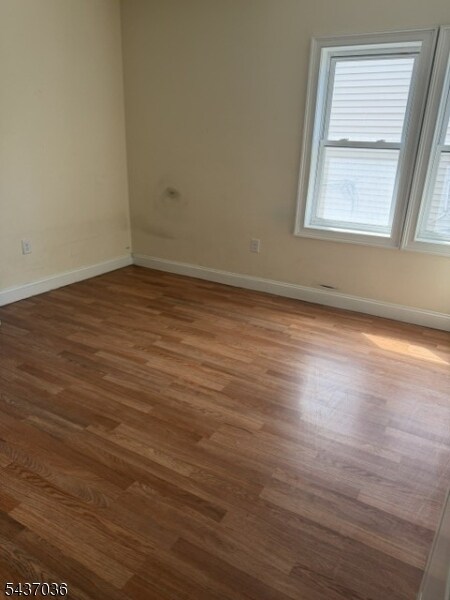 Foto del edificio - 34 Sussex Ave