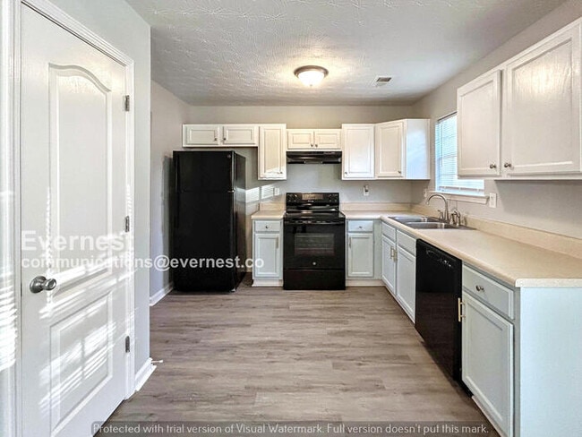 Building Photo - 6888 Smoke Ridge Dr