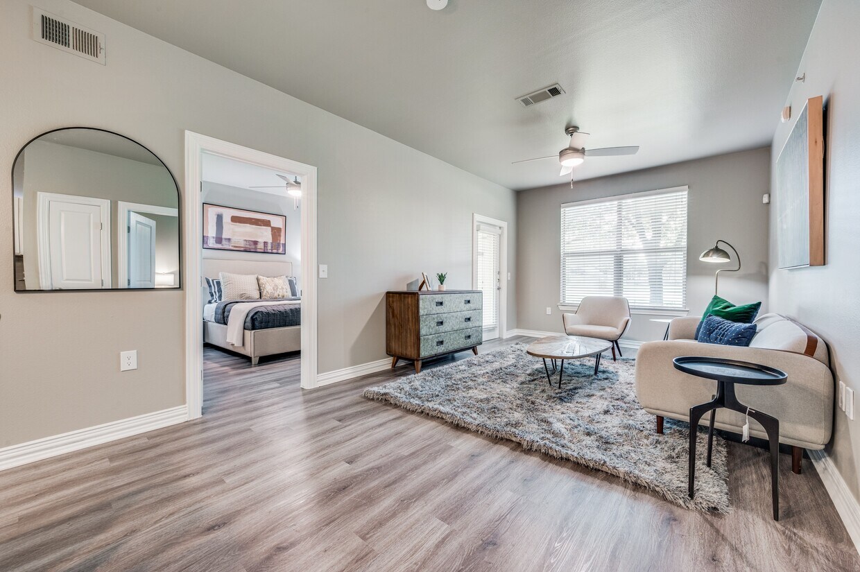 The BLVD Apartments in Irving, TX